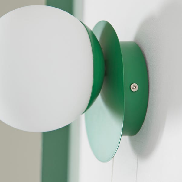  Elements Tela Bathroom Wall Light